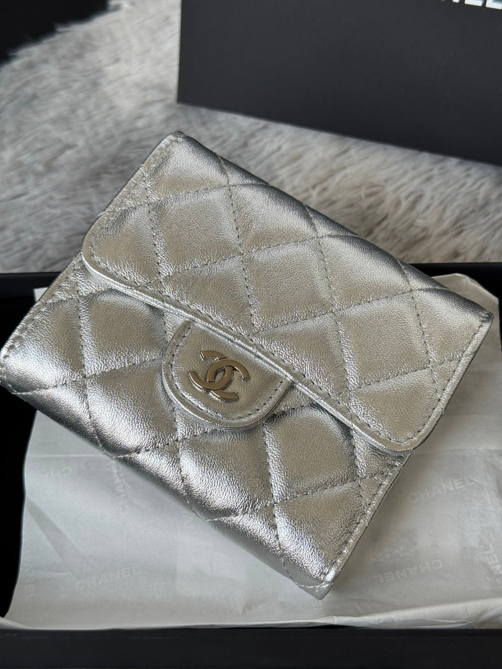 Chanel 25S Cf Small Tri Fold Wallet 11 in Silver Caviar Gold Hardware