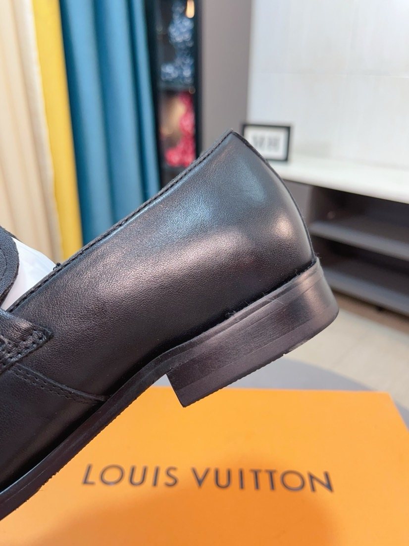 Louis Vuitton Black Logo Hardware Loafers — detail