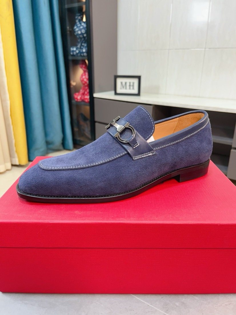 Ferragamo Blue Bit Loafers — front